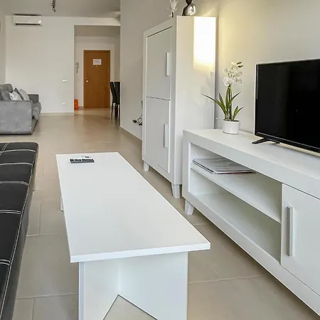 Amazing In With Kitchen Apartment Estepona